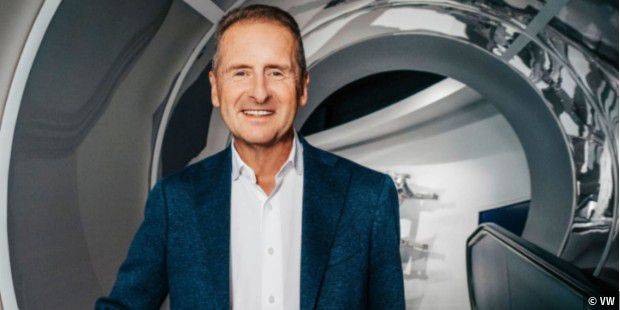 Raport: Dzisiejszy szef VW Diess powinien prowadzić Teslę