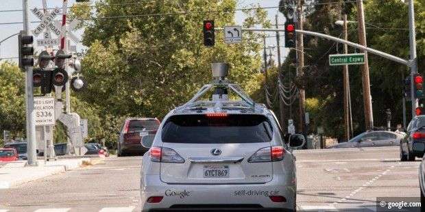 Google opracowuje aplikację dla bezpieczeństwa jazdy